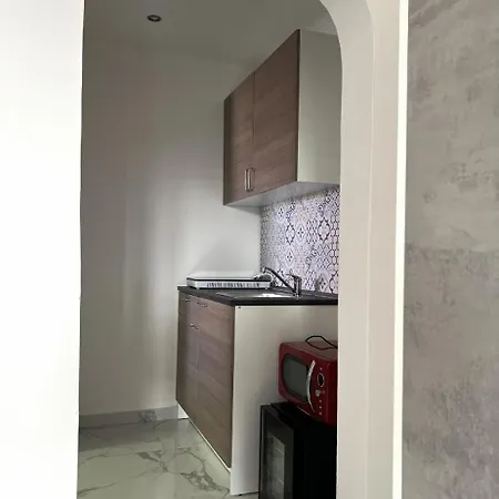 Apartment Ercole A 100 Metri Dalla Stazione Di Via Nocera