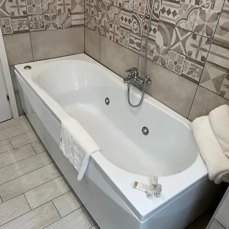 Apartment Ercole A 100 Metri Dalla Stazione Di Via Nocera Castellammare di Stabia
